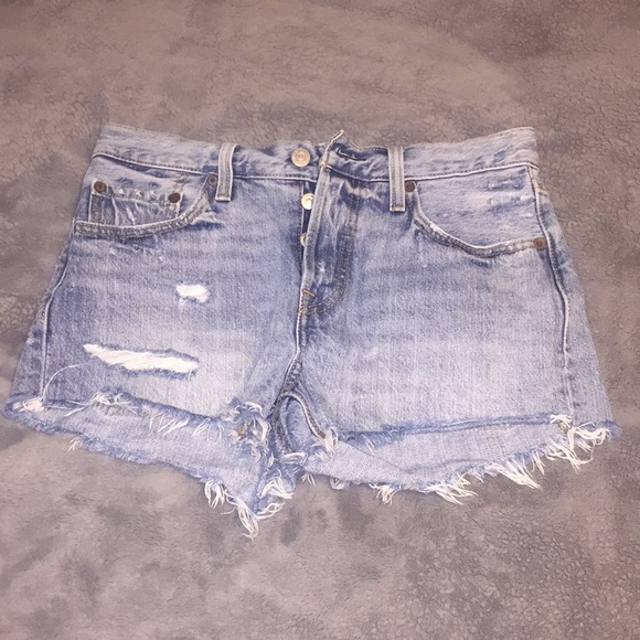 Levi's Pants - Levi 501 shorts